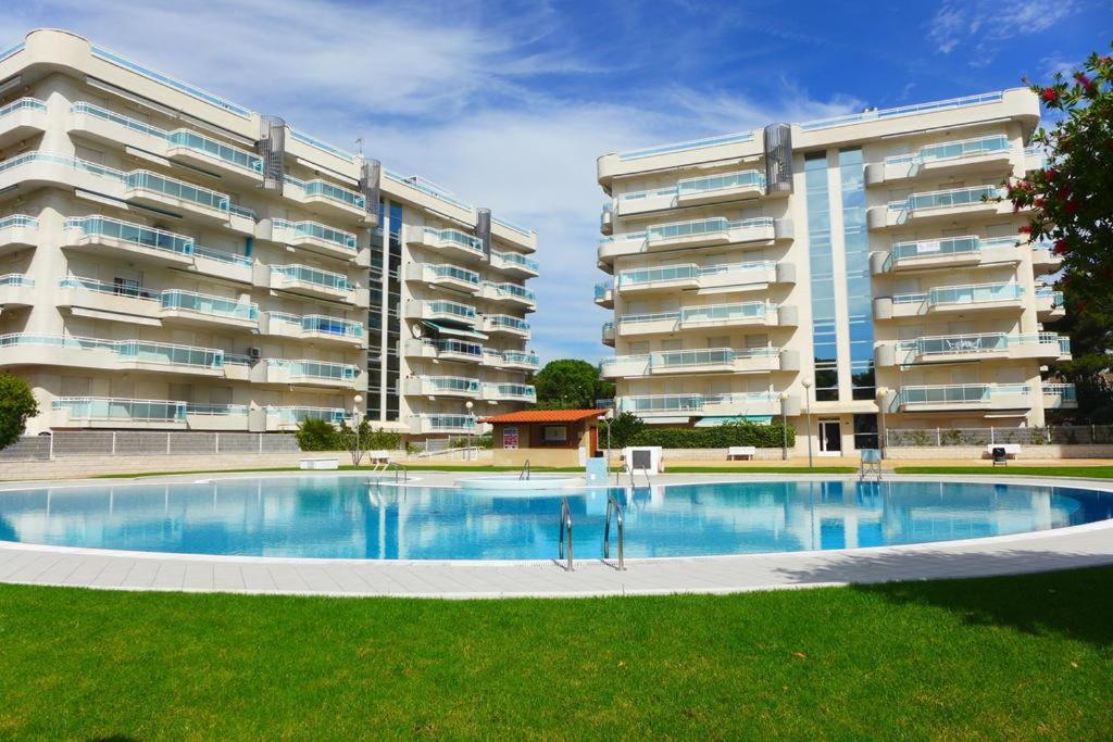 Apartamento Para 4-6 Personas En Larimar Салоу Экстерьер фото